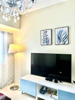 Wanderlust Getaway at Serin East Tagaytay with balcony, own parking